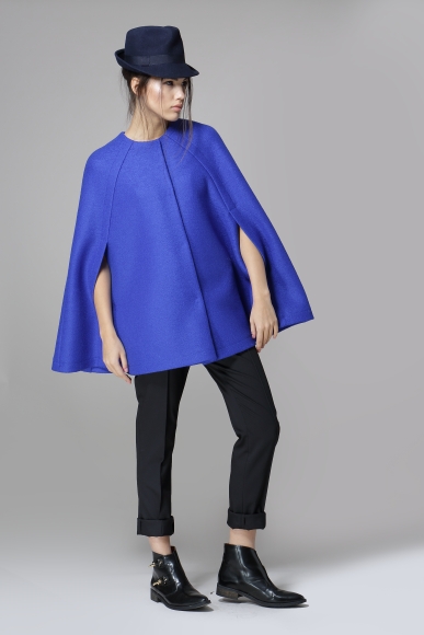 037 SAMBRERO PONCHO COAT