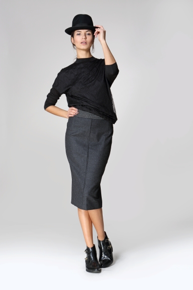 046 BANDERAS SKIRT 047 ASTURIA TOP