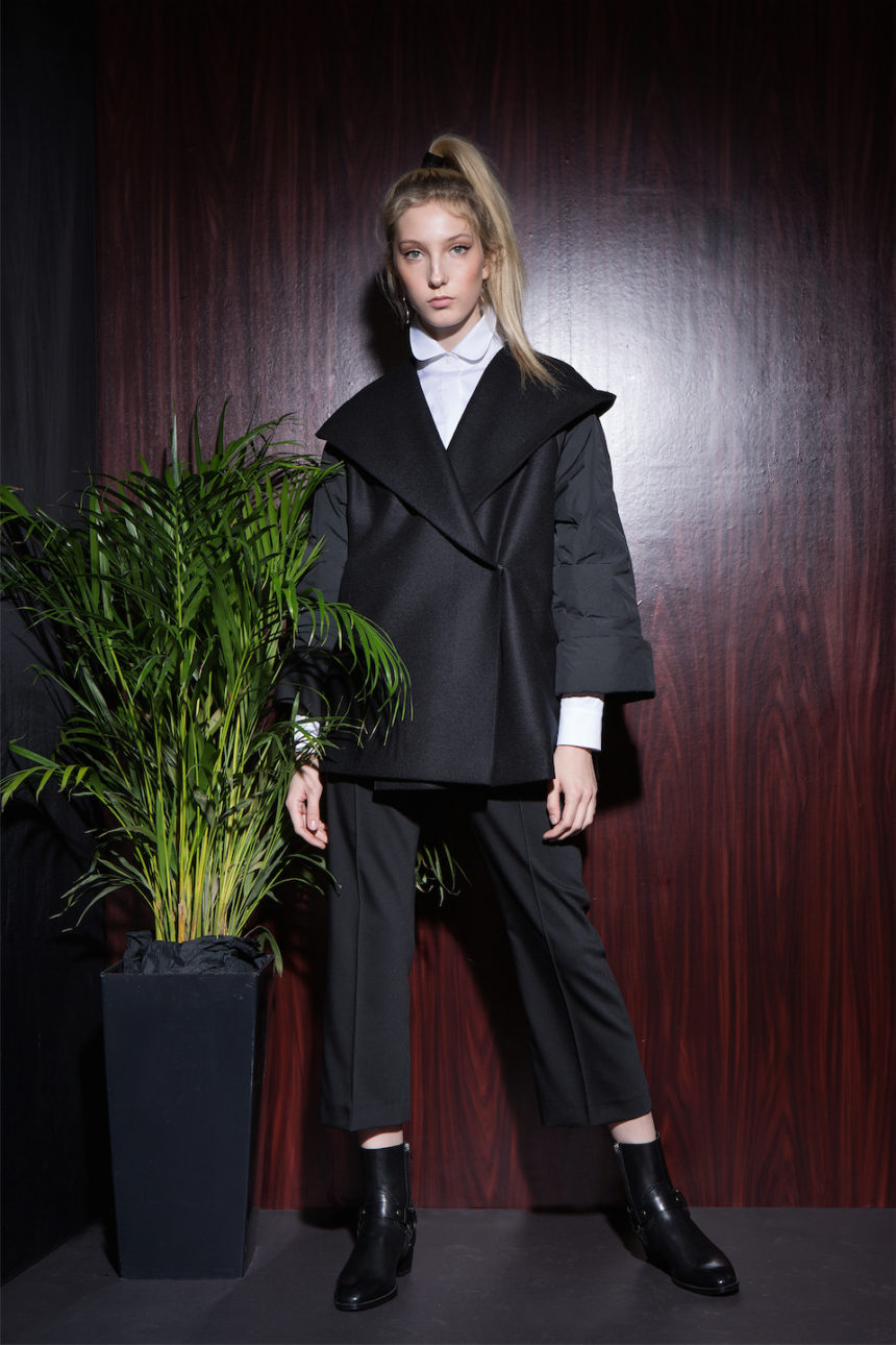 16 SANTIAGO SHORT COAT