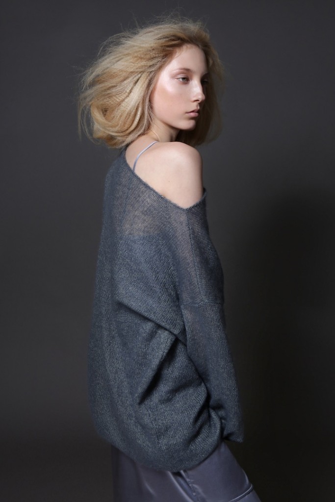 34 Luminox jumper 683x1024