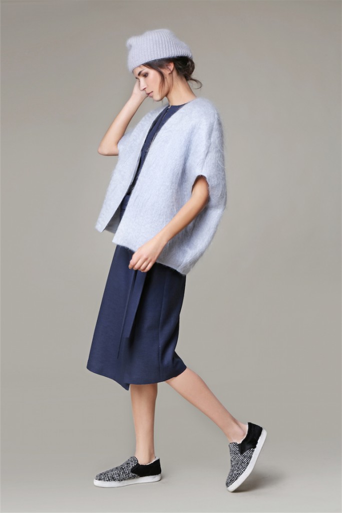 40 OREGON SKIRT 54_SILVERSTONE VEST 56 AMETHYST HAT 683x1024