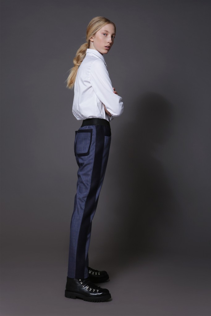 48 Mondaine trousers navy 35 Ebel shirt 683x1024