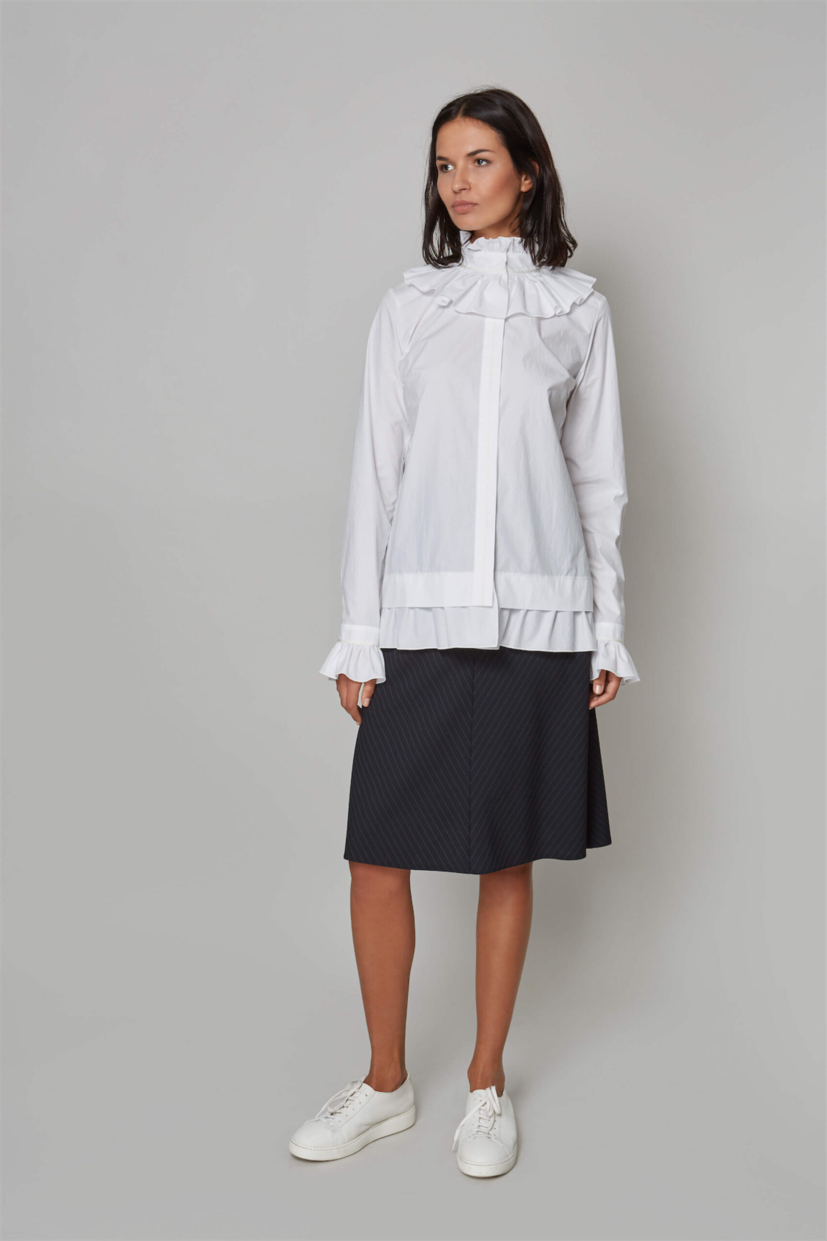 38 ERIDANUS SHIRT 44 VELA SKIRT